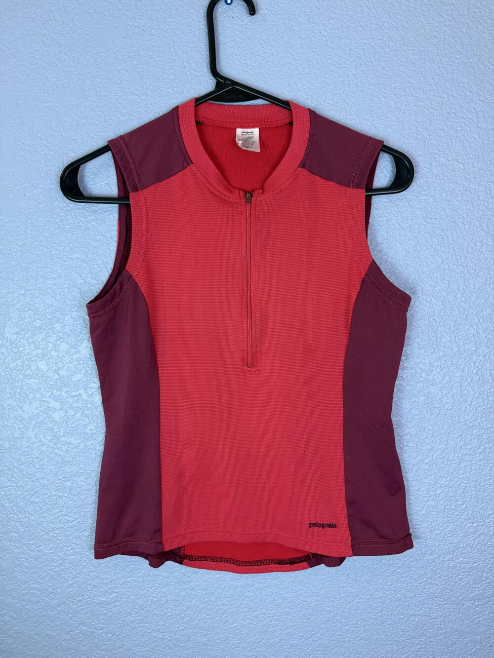 Patagonia Cycling Jersey Womens Small Red Purple Sleeveless Bike Shirt USA Mesh